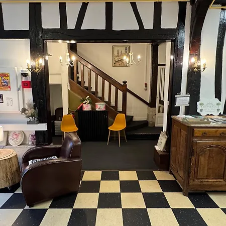 Hotel De La Cathédrale 3*