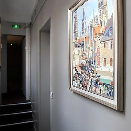 Hotel De La Cathedrale 3*