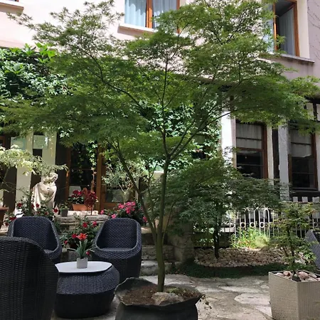 De La Cathedrale 3* Ρουέν