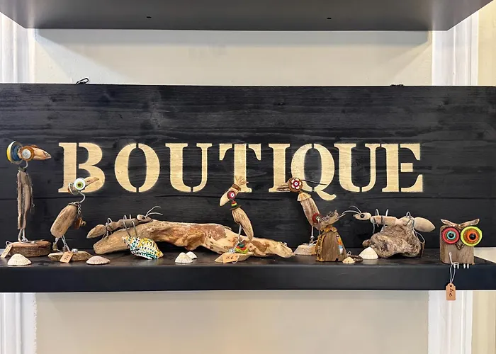 De La Cathedrale فندق 3*