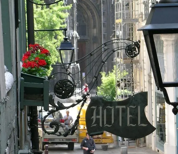 De La Cathedrale 3* روان